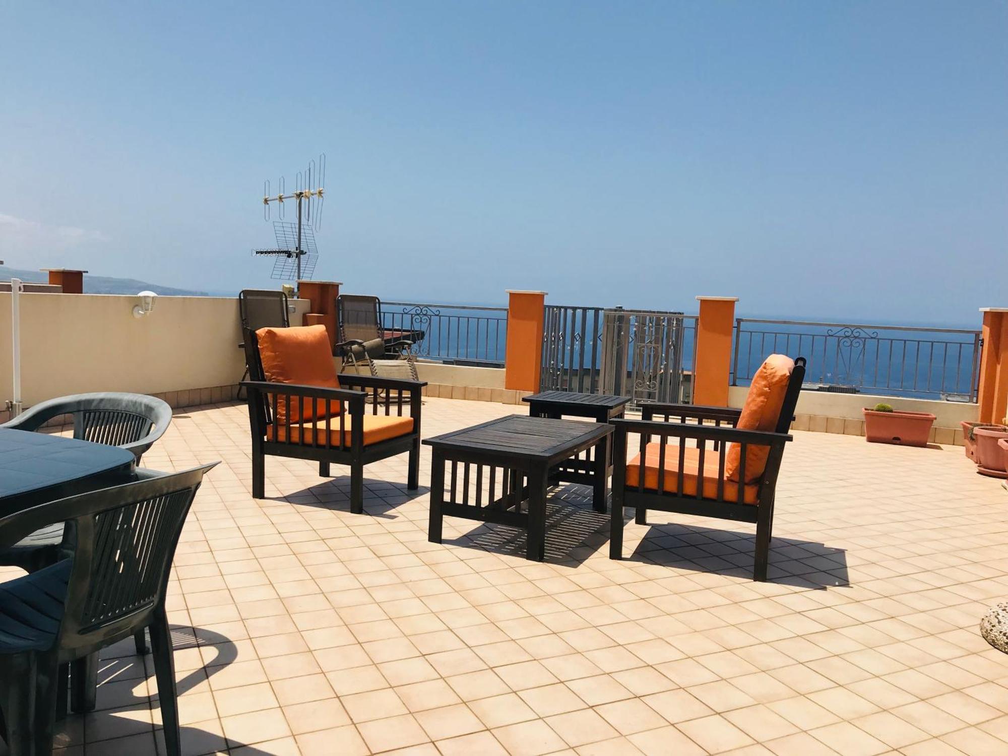 Borgonovo Penthouse 13P Villa Pizzo  Luaran gambar